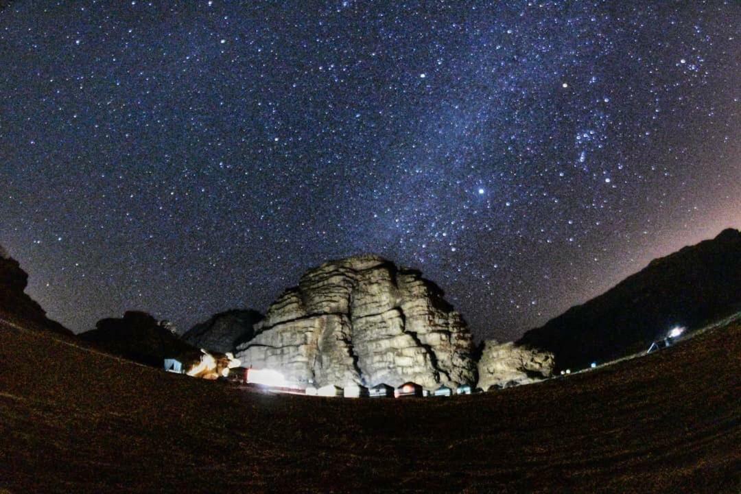 Desert Sunset & Tour Hotel Wadi Rum Luaran gambar